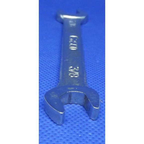 Easco U.S.A. 611114 7/16in X 3/8in SAE 6 Point Open End Wrench - Picture 8 of 9